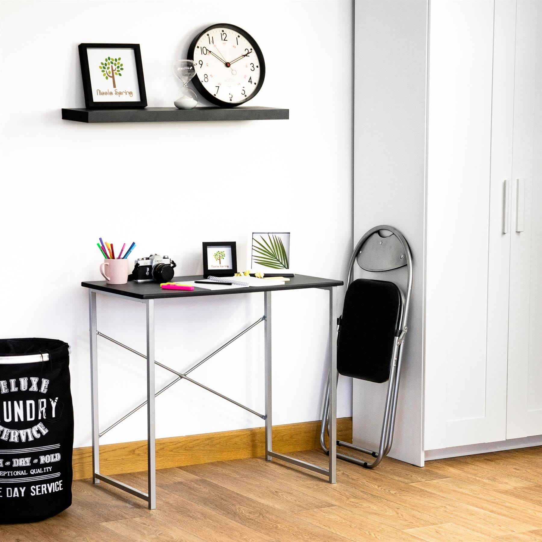 Black Curved Padded Folding Chair - Pack of Six