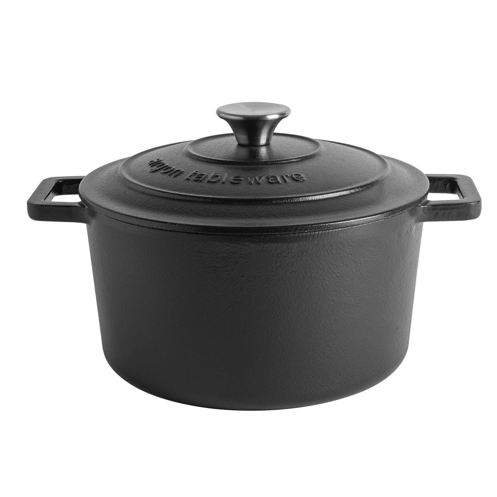 4.5L Matt Black Cast Iron Casserole Dish