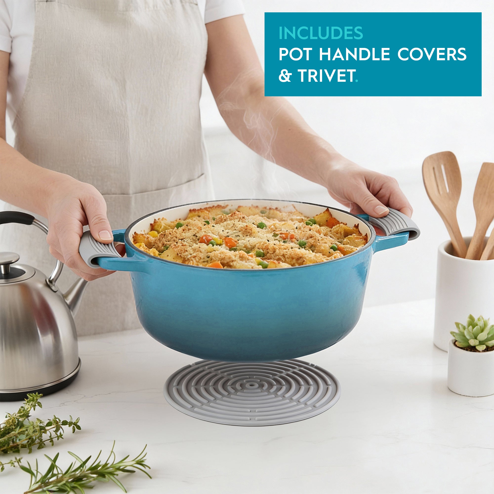 4.68L Teal Ombre Oval Cast Iron Casserole Dish