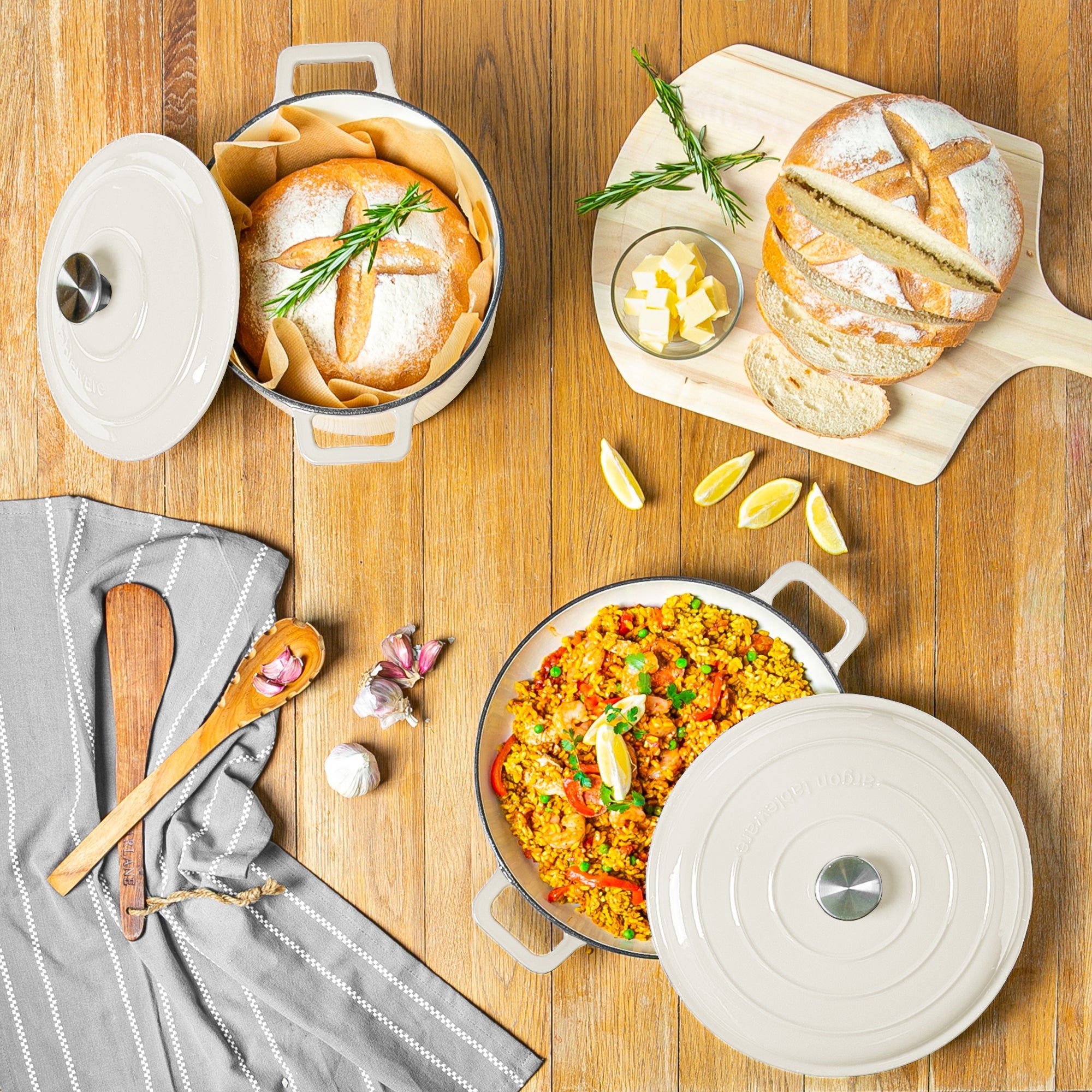 4.5L Pebble Gloss Cast Iron Casserole Dish