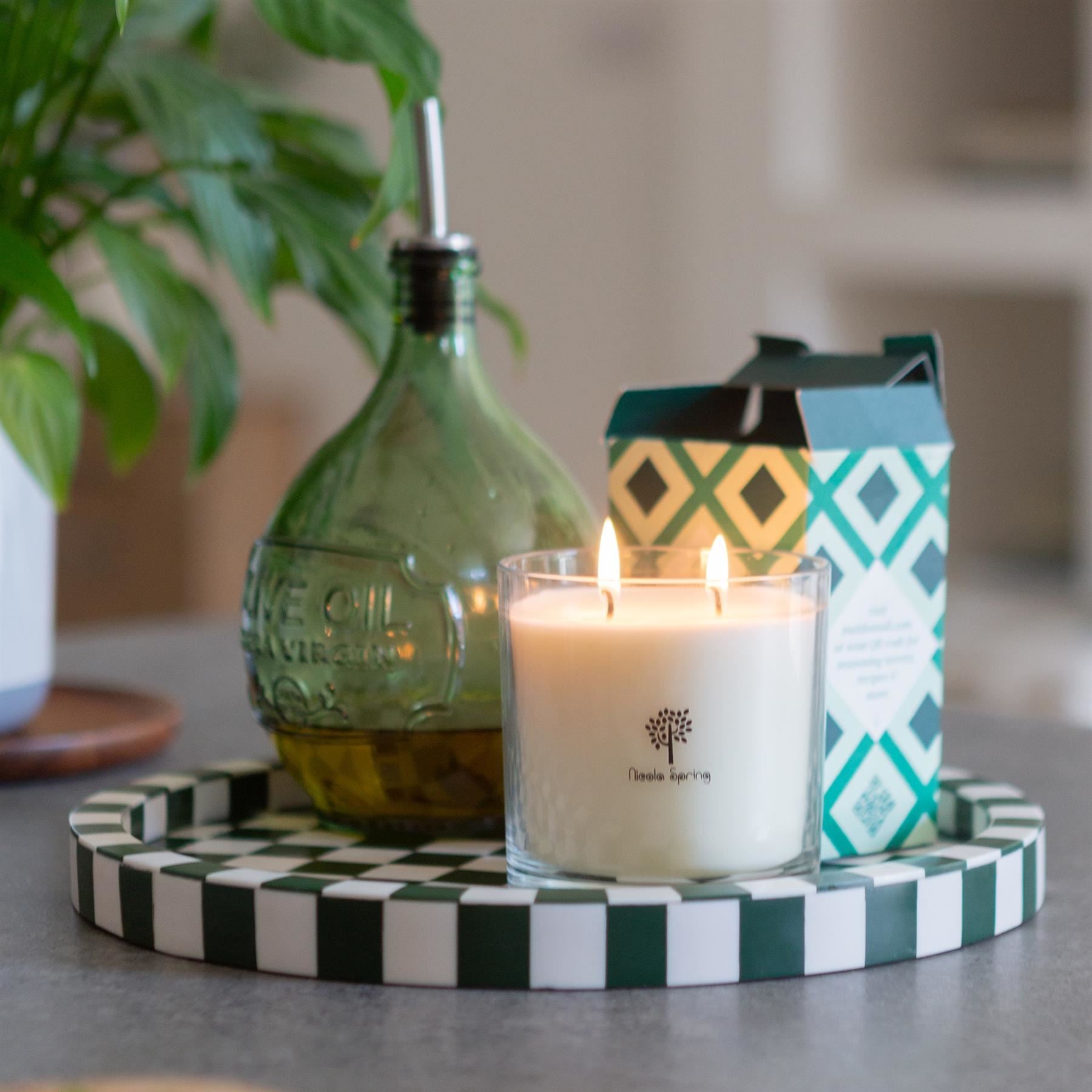 Soy Wax Scented Candle - 400g - Sage Retreat