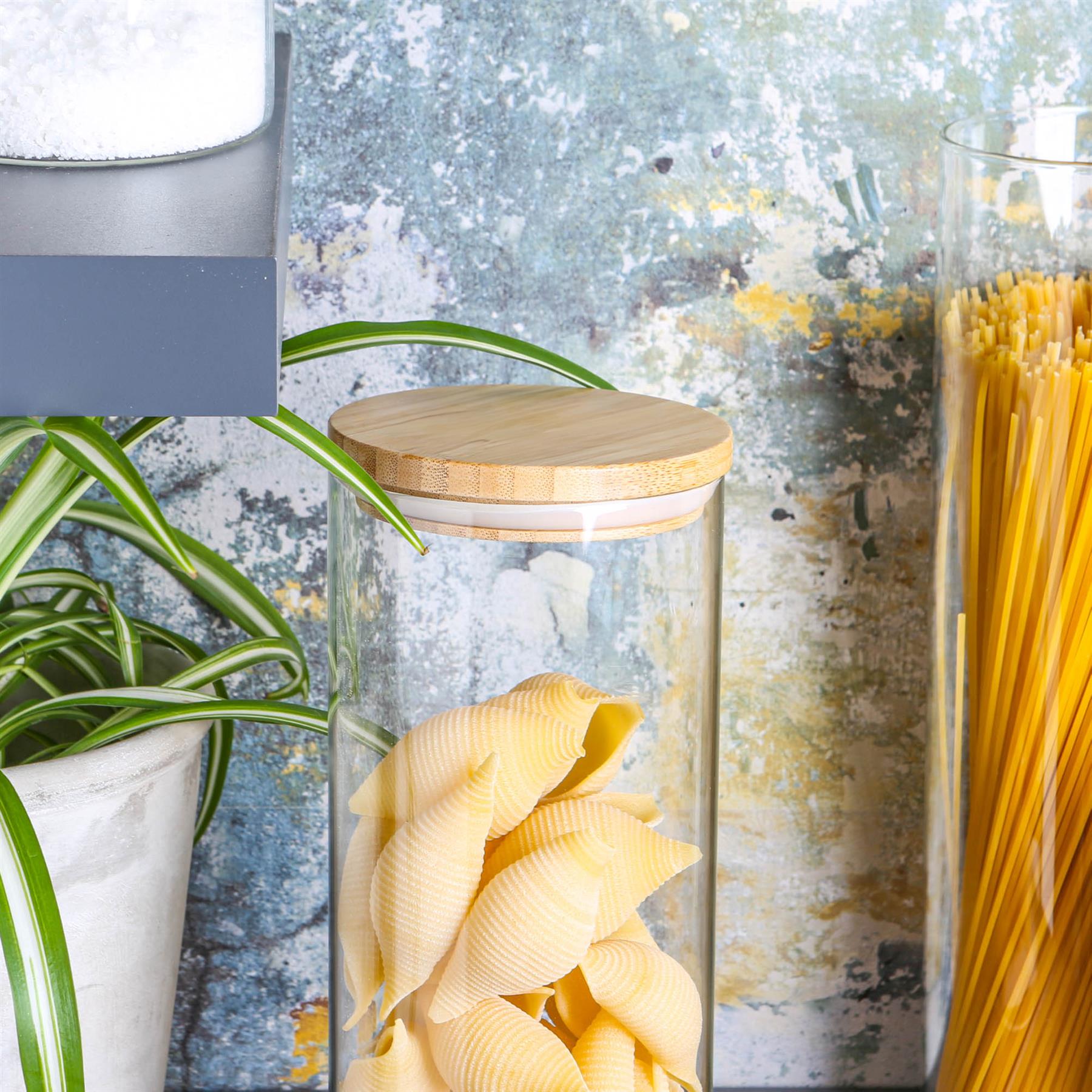 1.5L Scandi Storage Jar with Wooden Lid