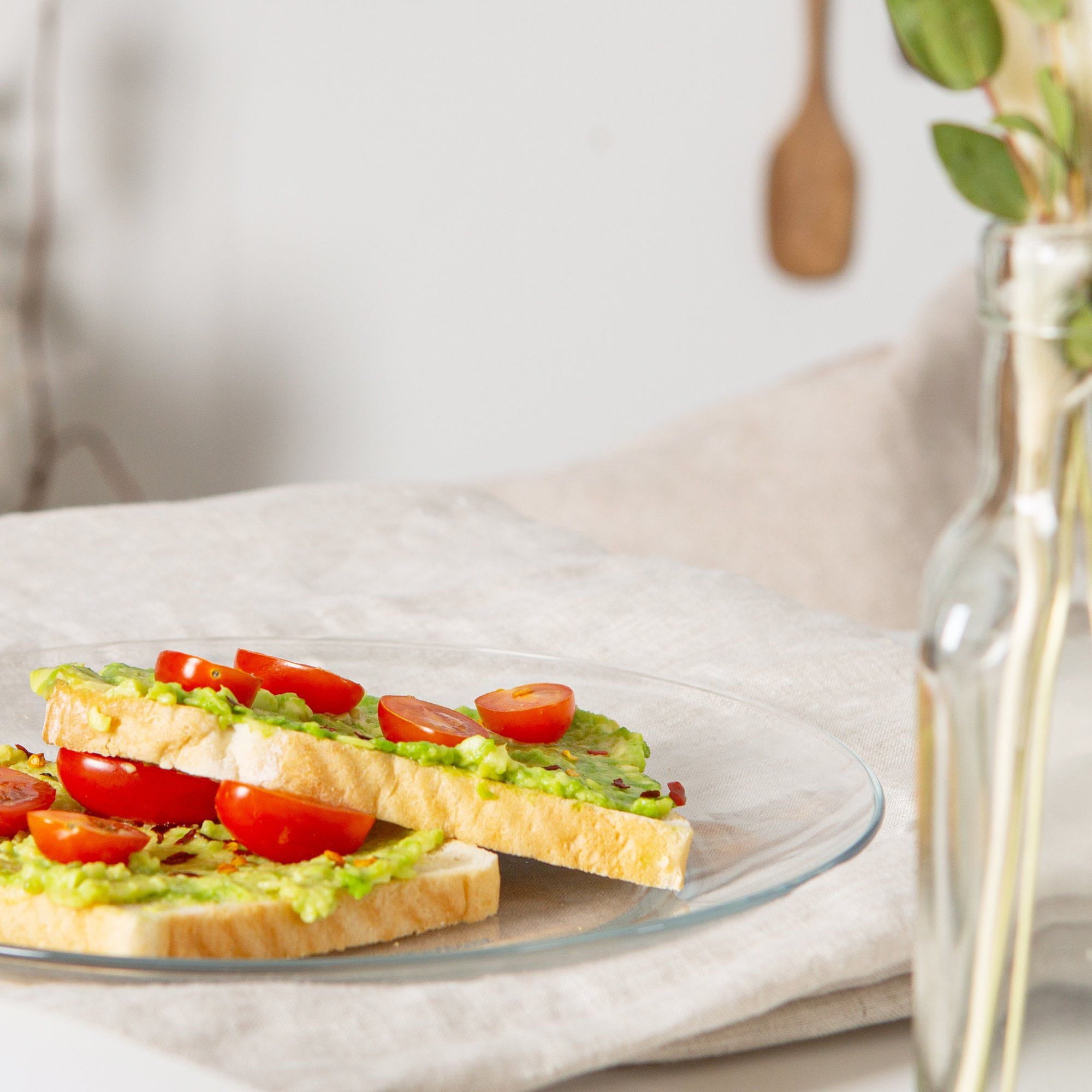 23.5cm Clear Lys Glass Dinner Plates - Pack of Six