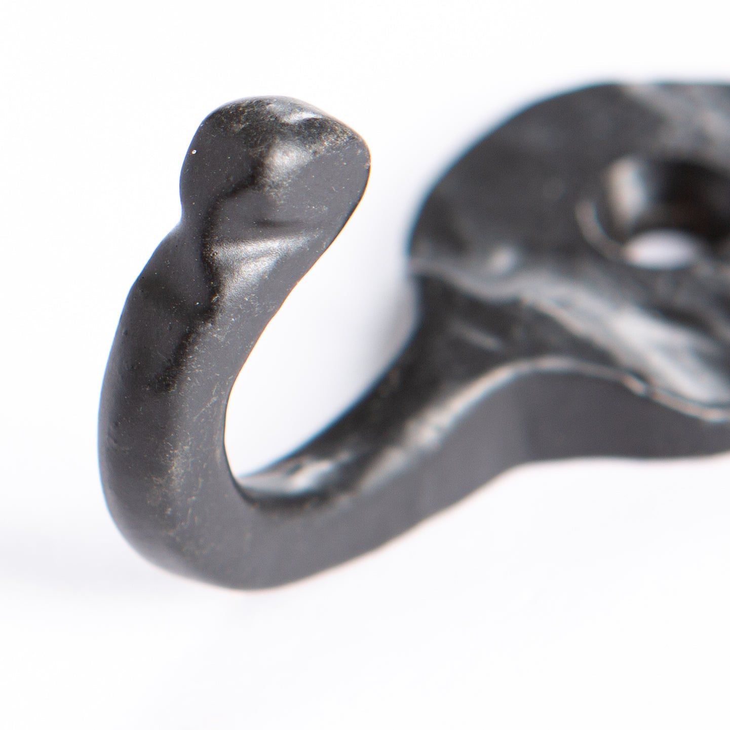 25mm x 45mm Black Hammered Round Plate Single Hook