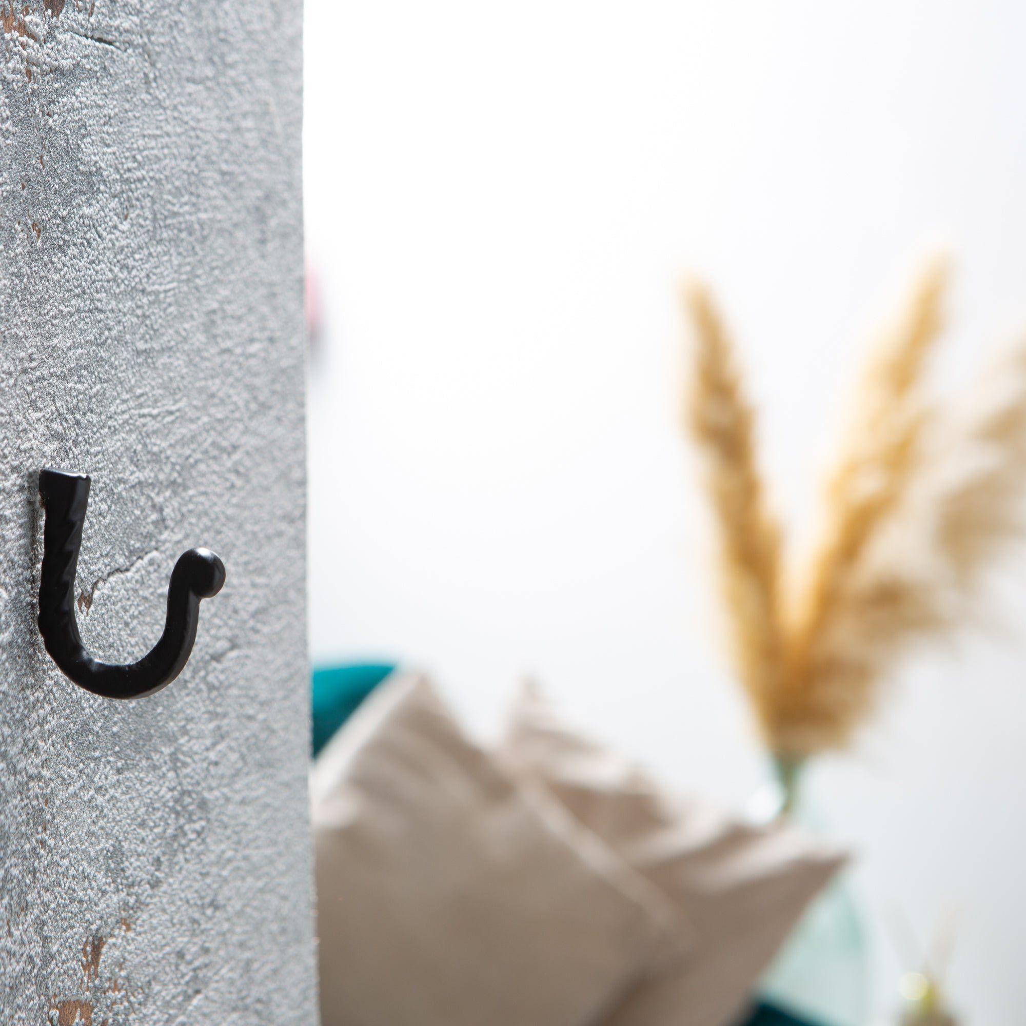 5mm x 40mm Black Twisted Nail Hook