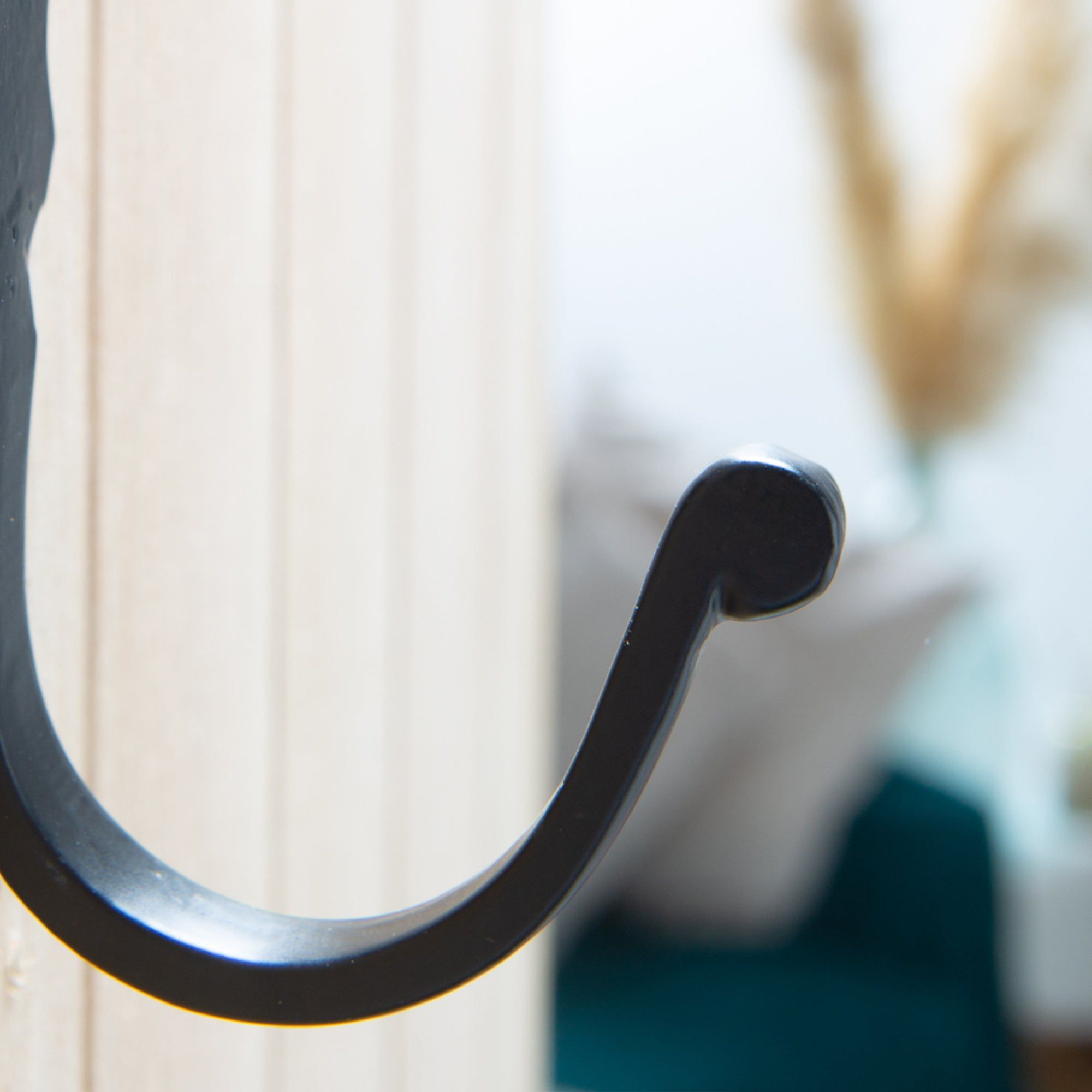 55mm x 140mm Black Arrowhead Coat Hook