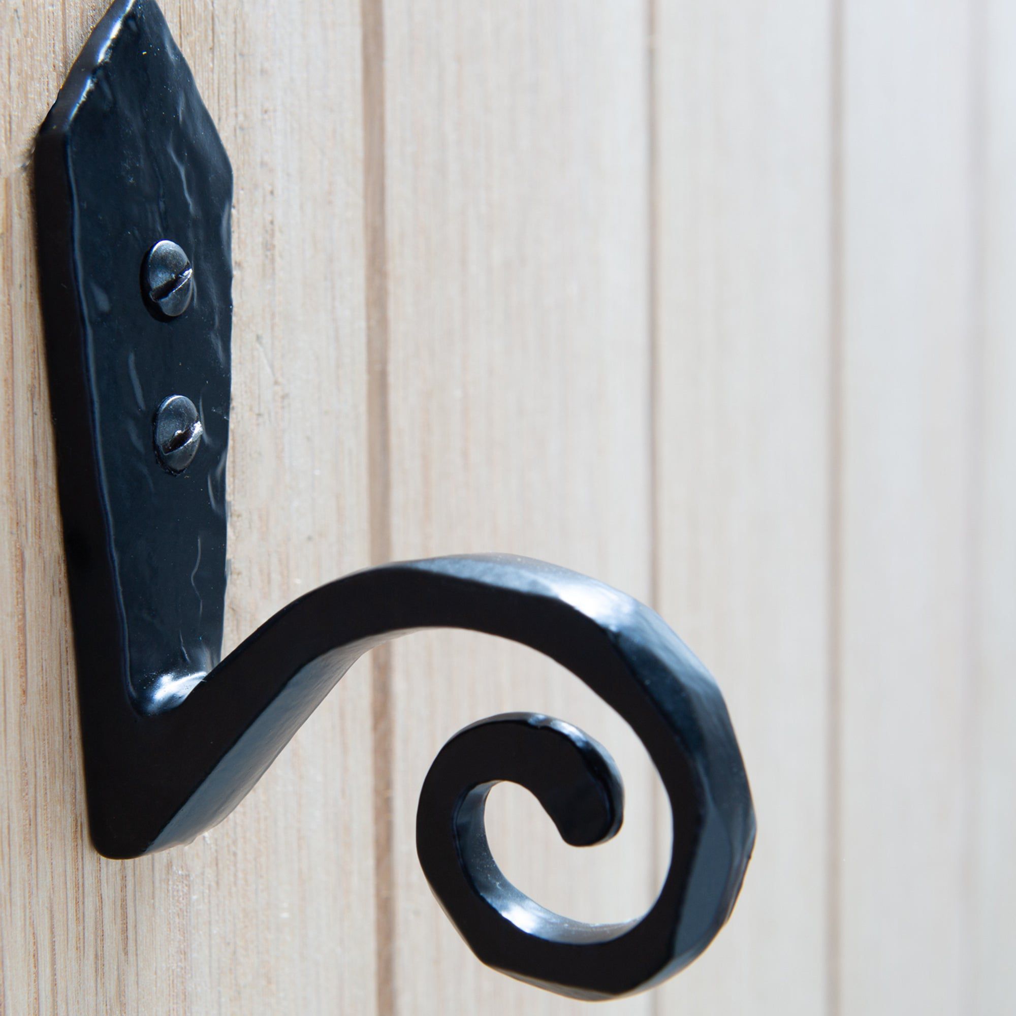 30mm x 95mm Black Hammered Scroll Hook