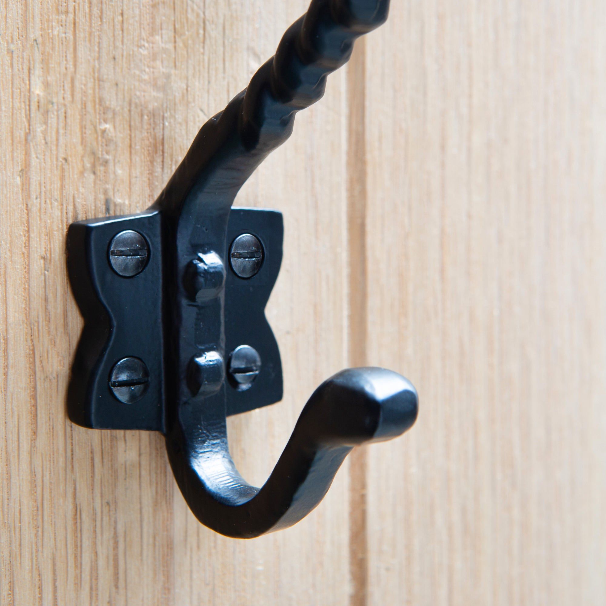 40mm x 125mm Black Twisted Scroll Hat & Coat Hook