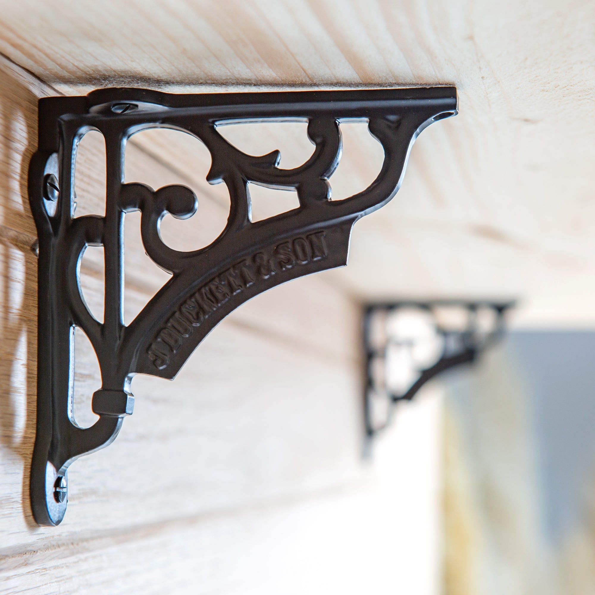 120mm Ornate Iron Shelf Bracket