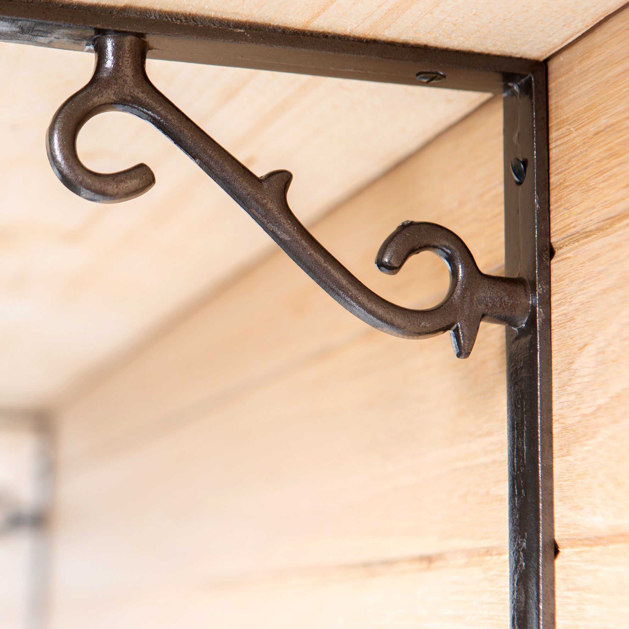 205mm Scroll Iron Shelf Bracket