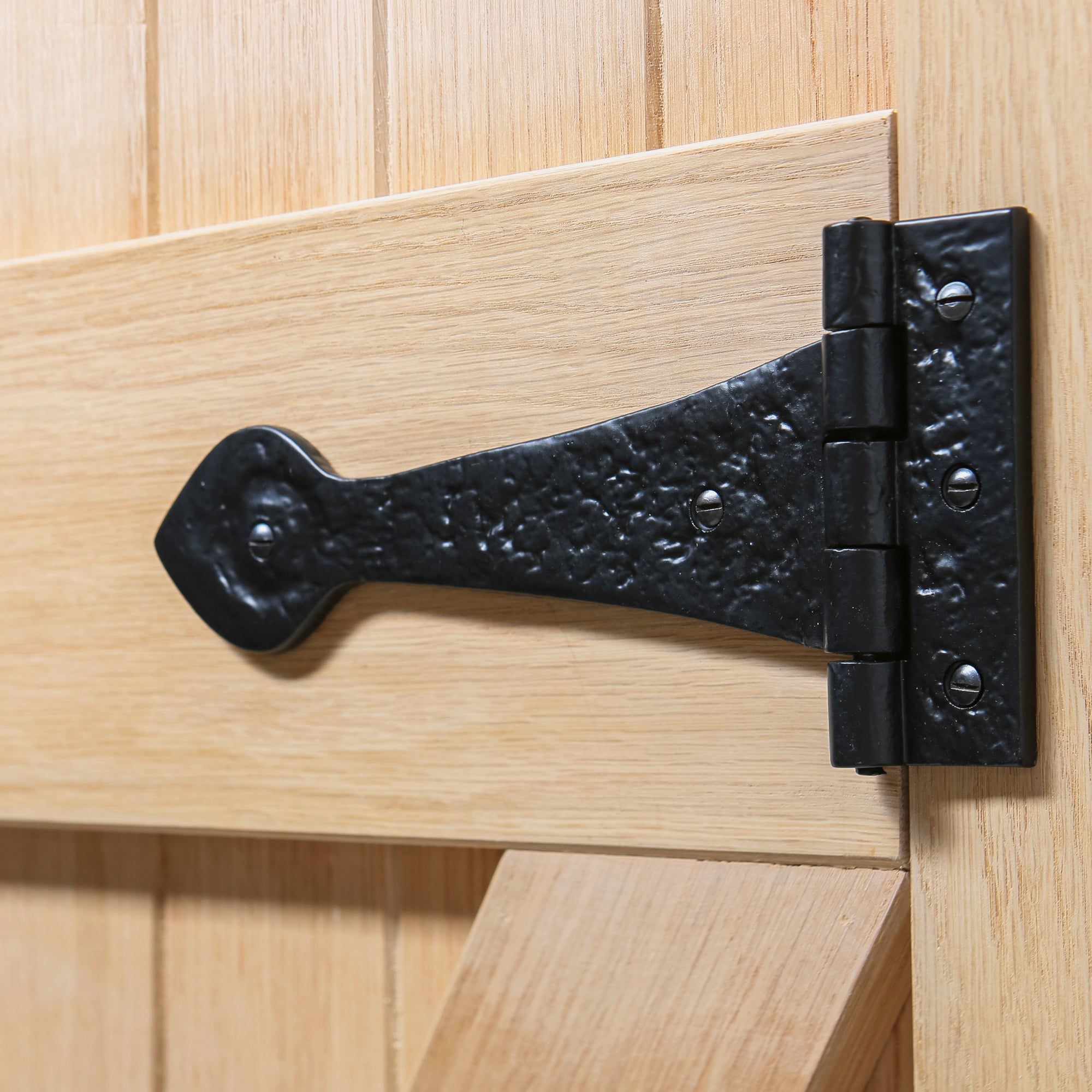 245mm Black Traditional T-Hinge