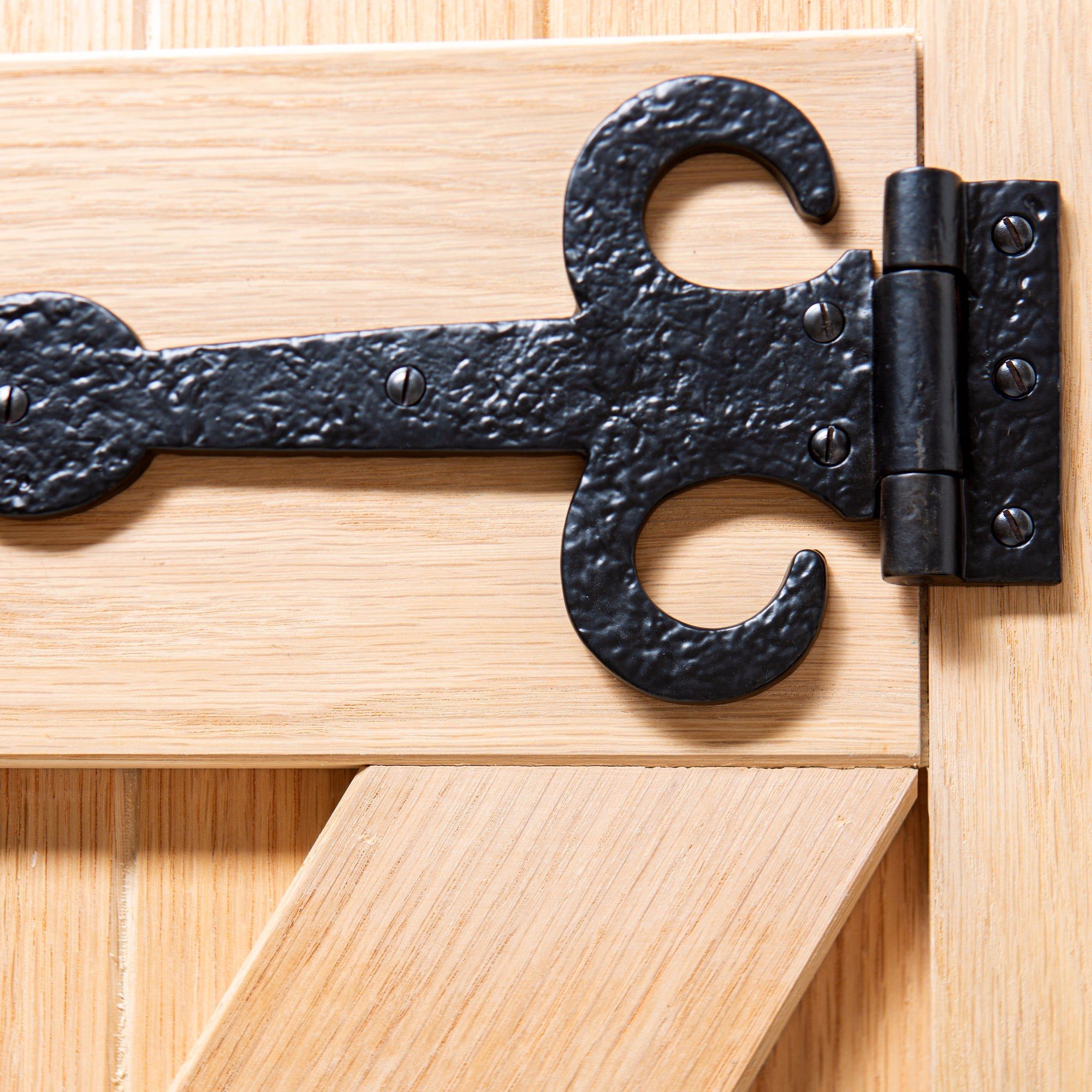 230mm Black Arrowhead T-Hinge