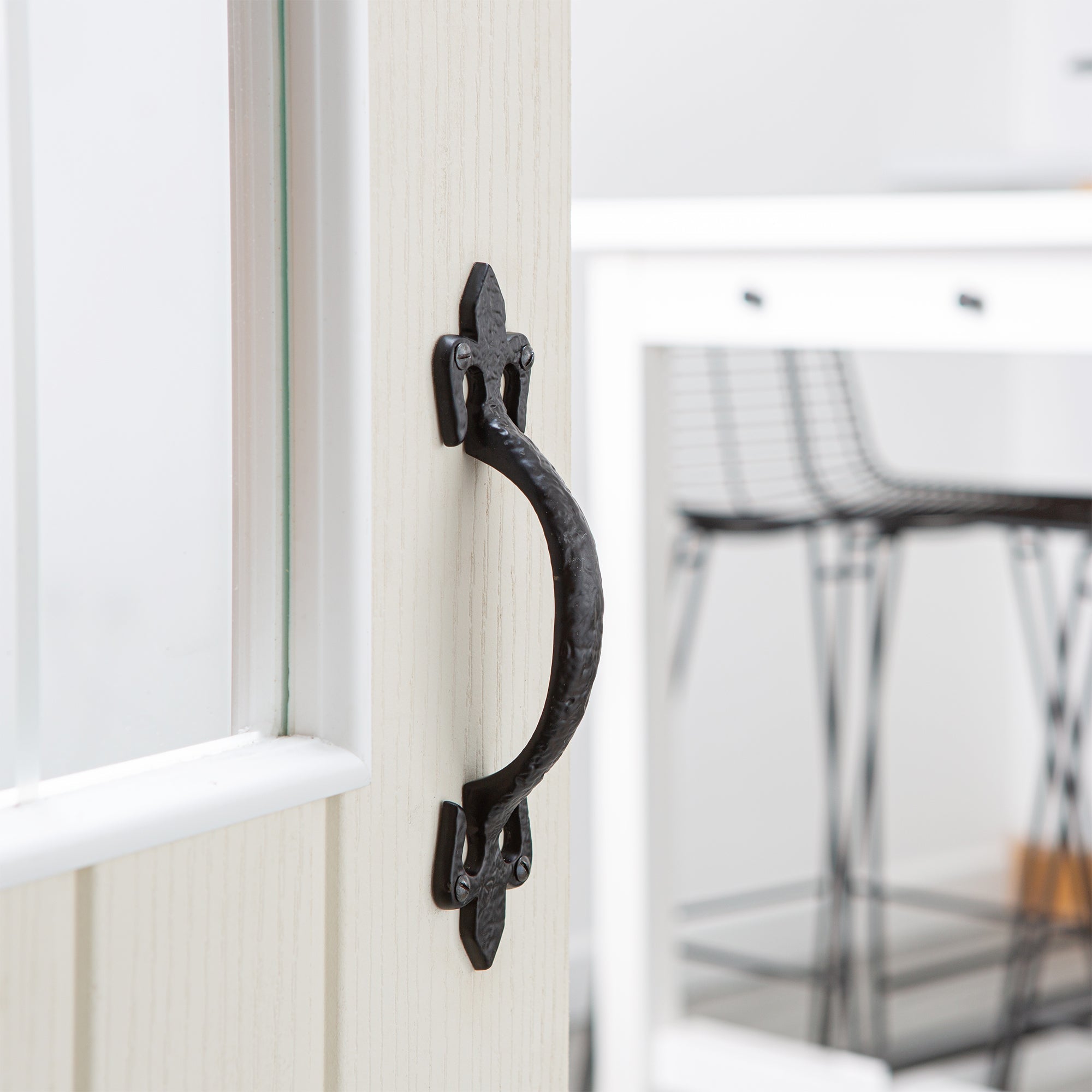 200mm Black Rustic Fleur De Lis Door Handle