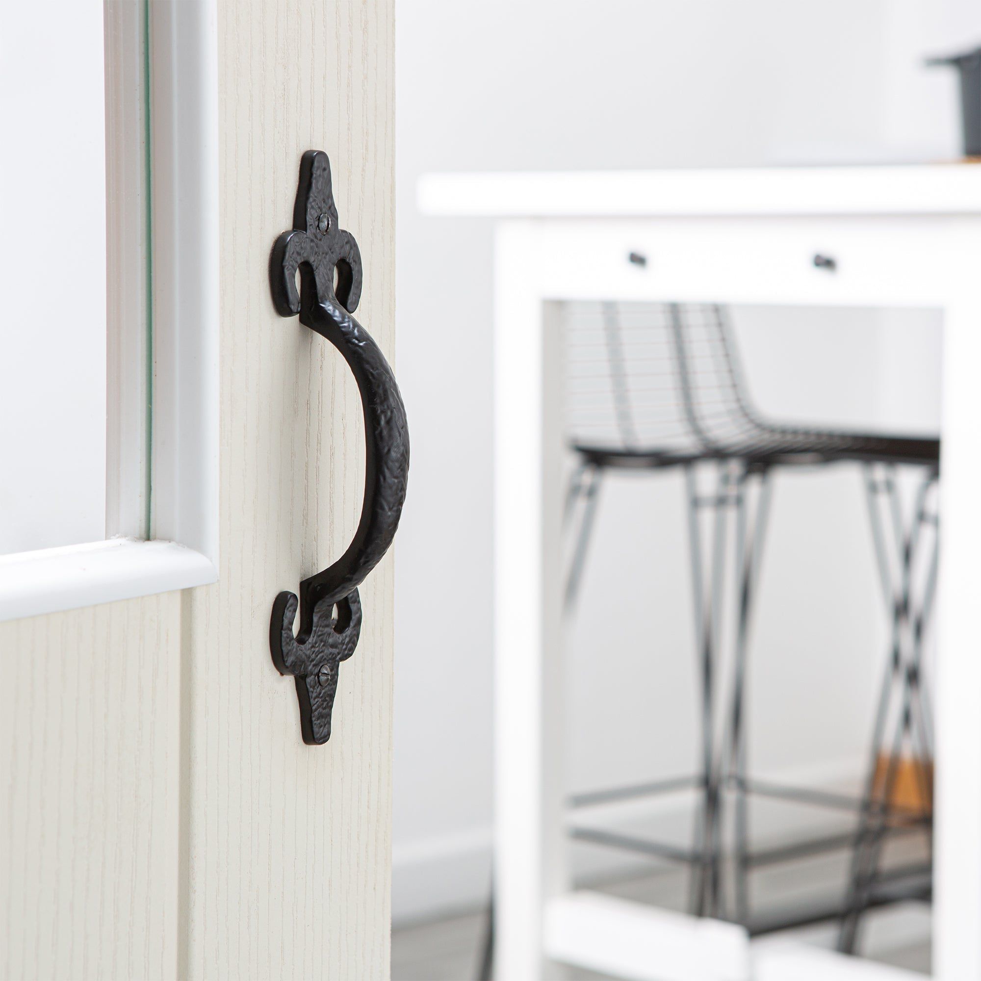 205mm Black Antique Fleur De Lis Door Handle