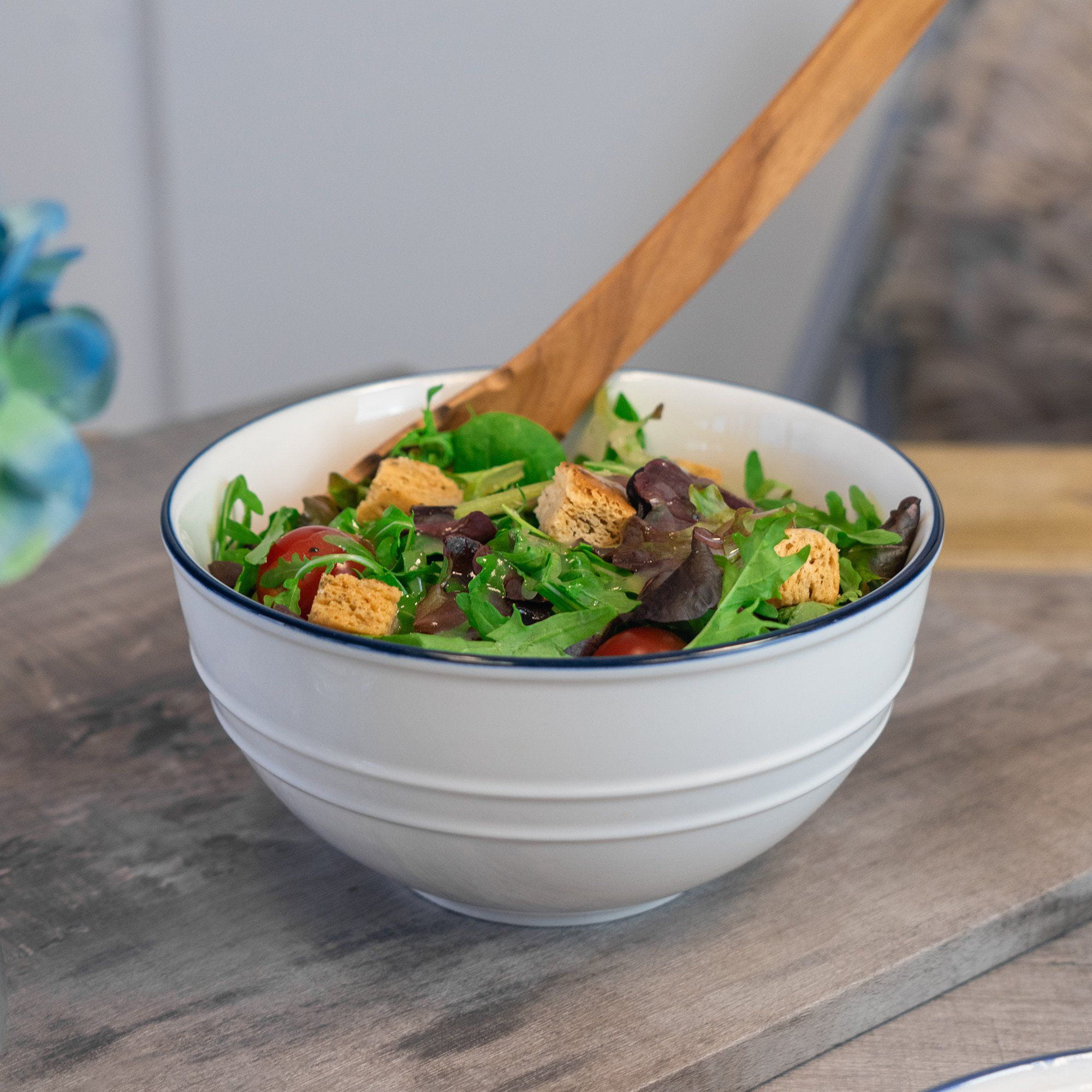 18cm Farmhouse White Porcelain Serving Bowl