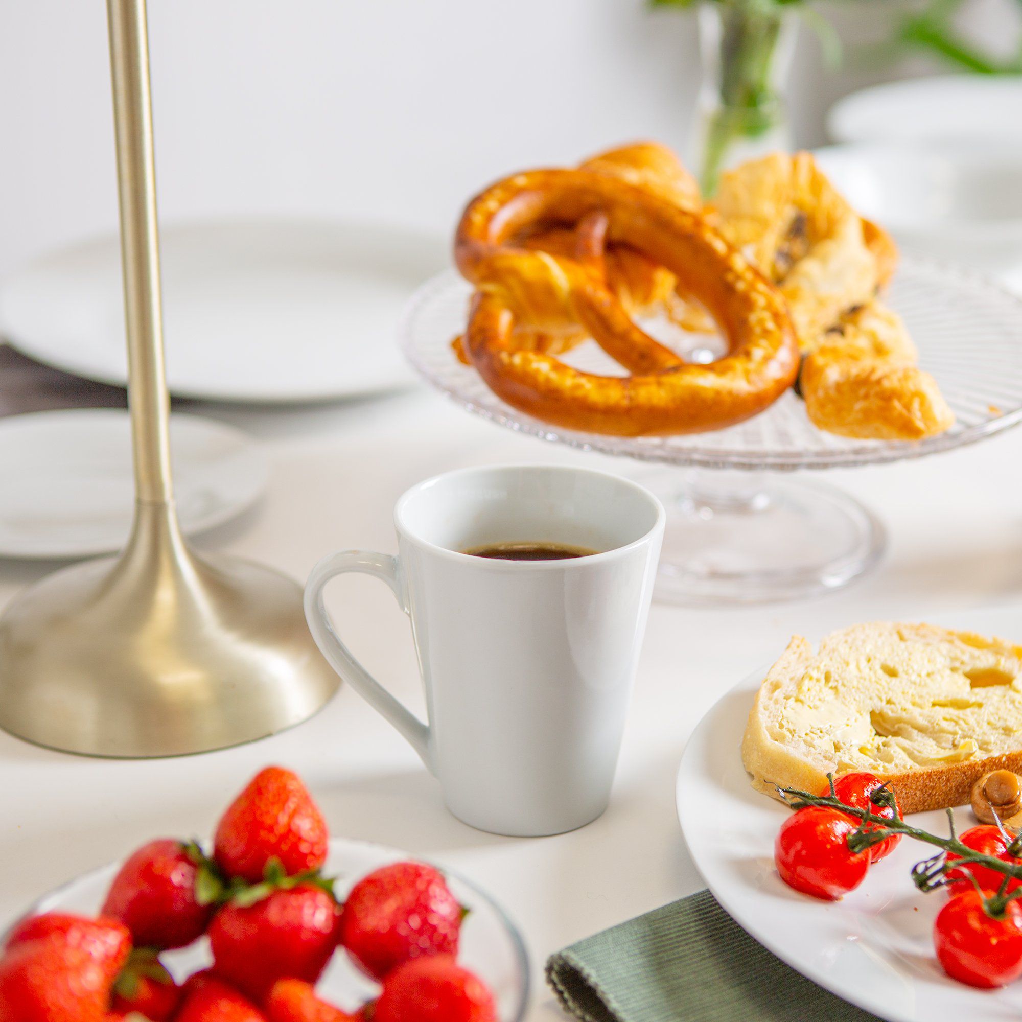 285ml White China Tea / Coffee Mugs - Pack of Six