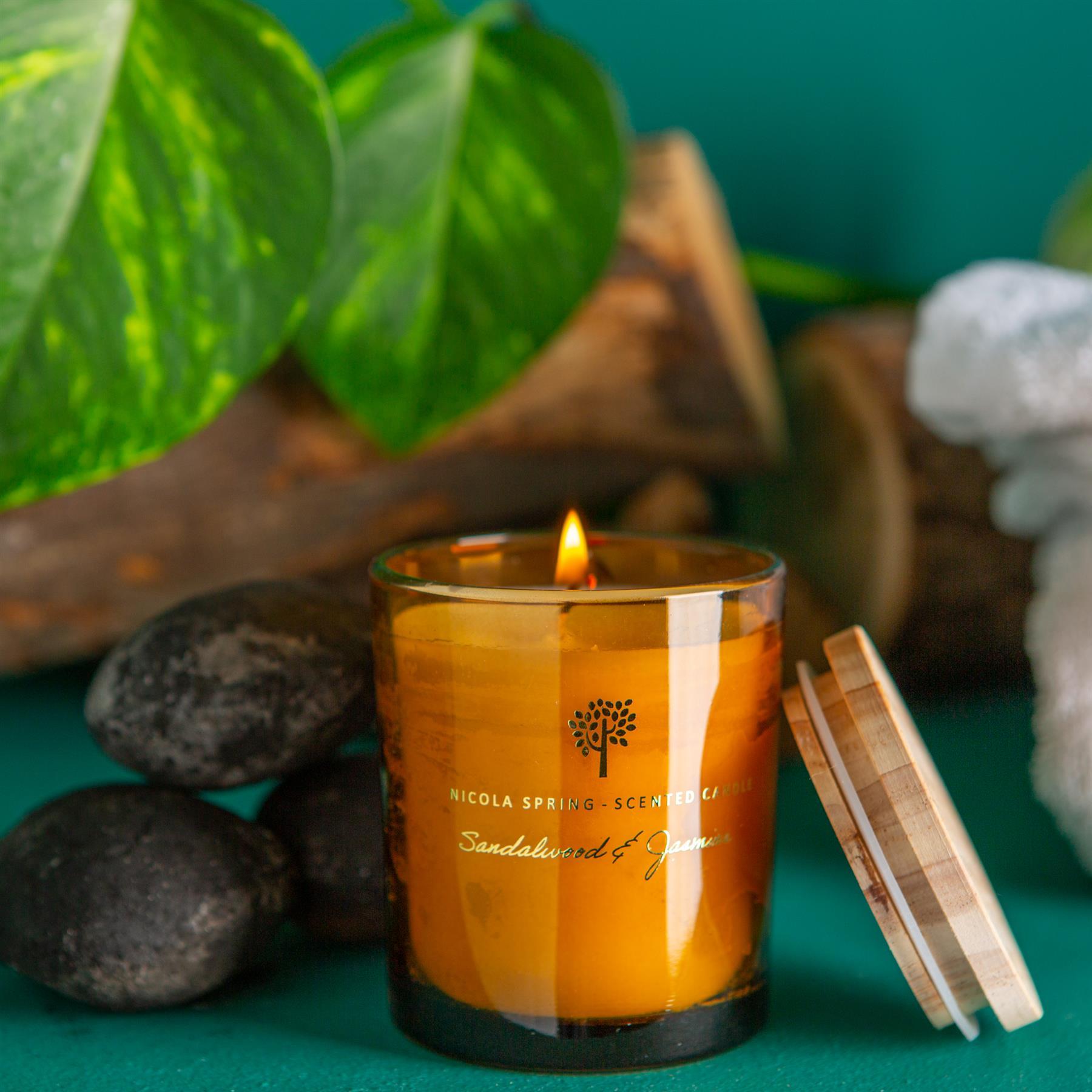 130g Sandalwood & Jasmine Soy Wax Scented Candle