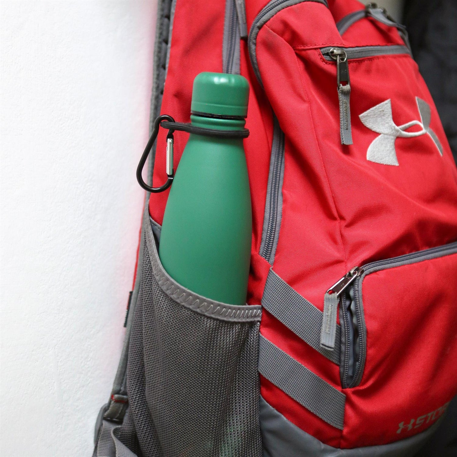 500ml Green Stainless Steel Water Bottle with Carabiner Clip