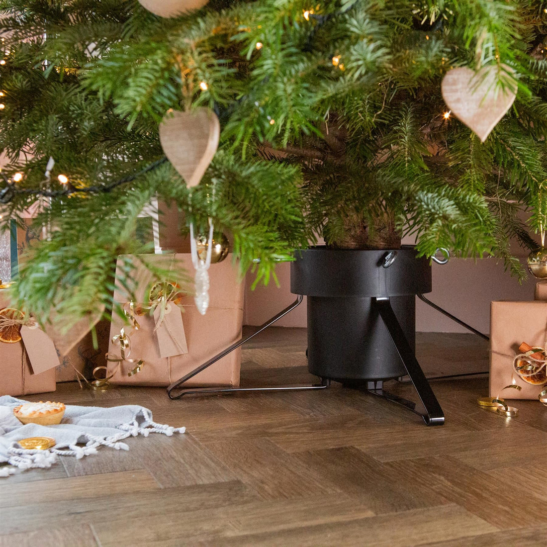 Premium Black Christmas Tree Stand - Large