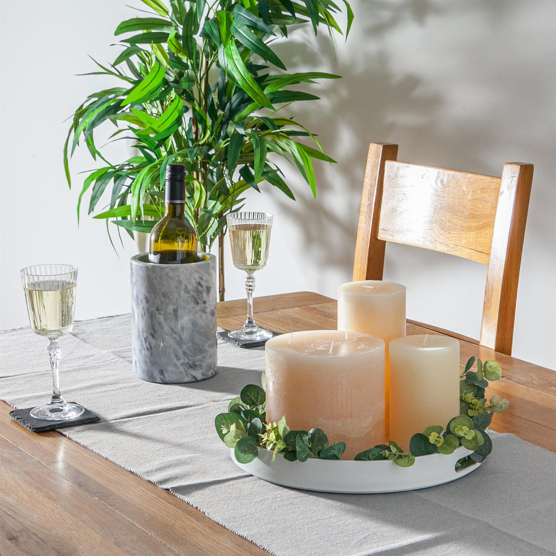 33cm White Round Lacquer Tray