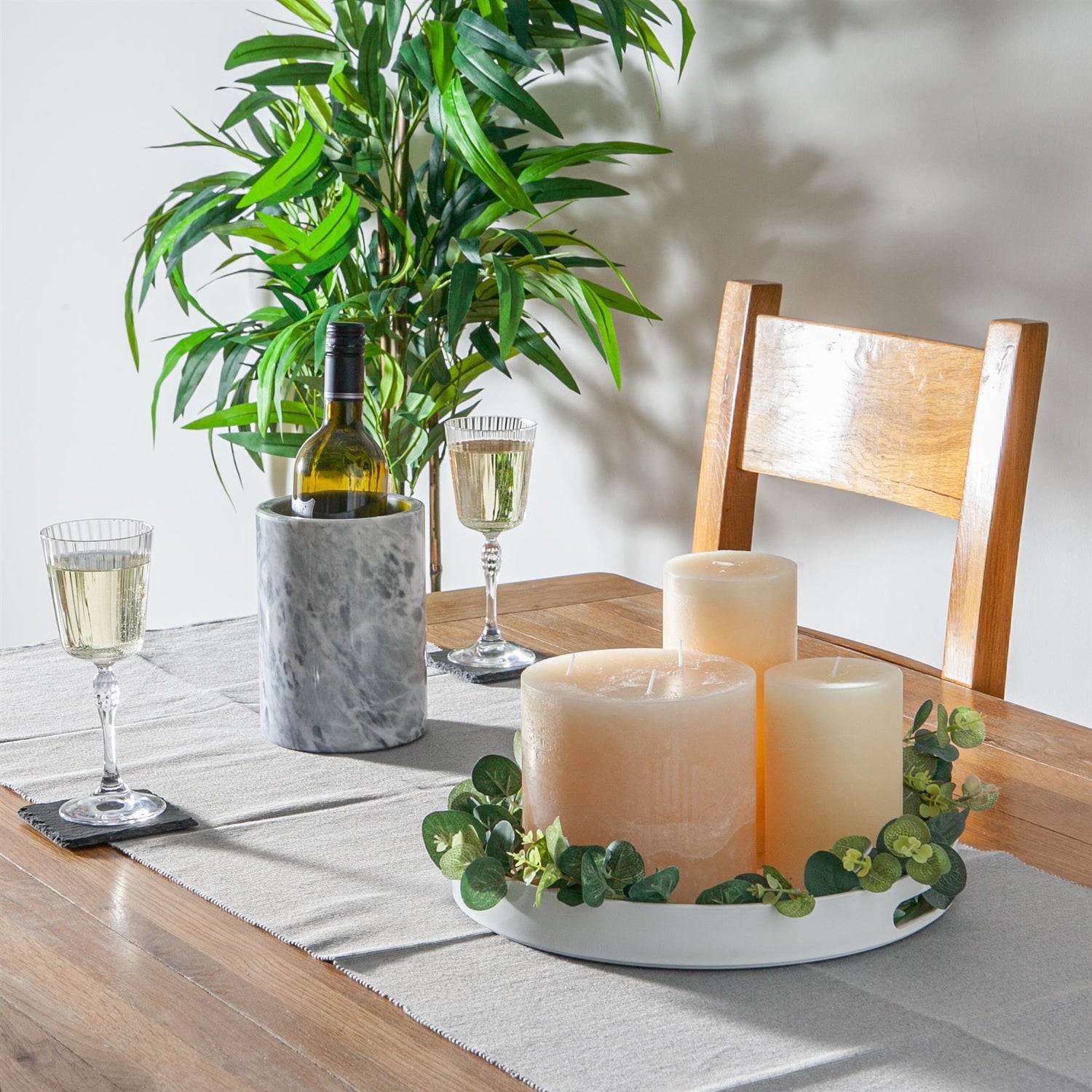 33cm White Round Lacquer Tray