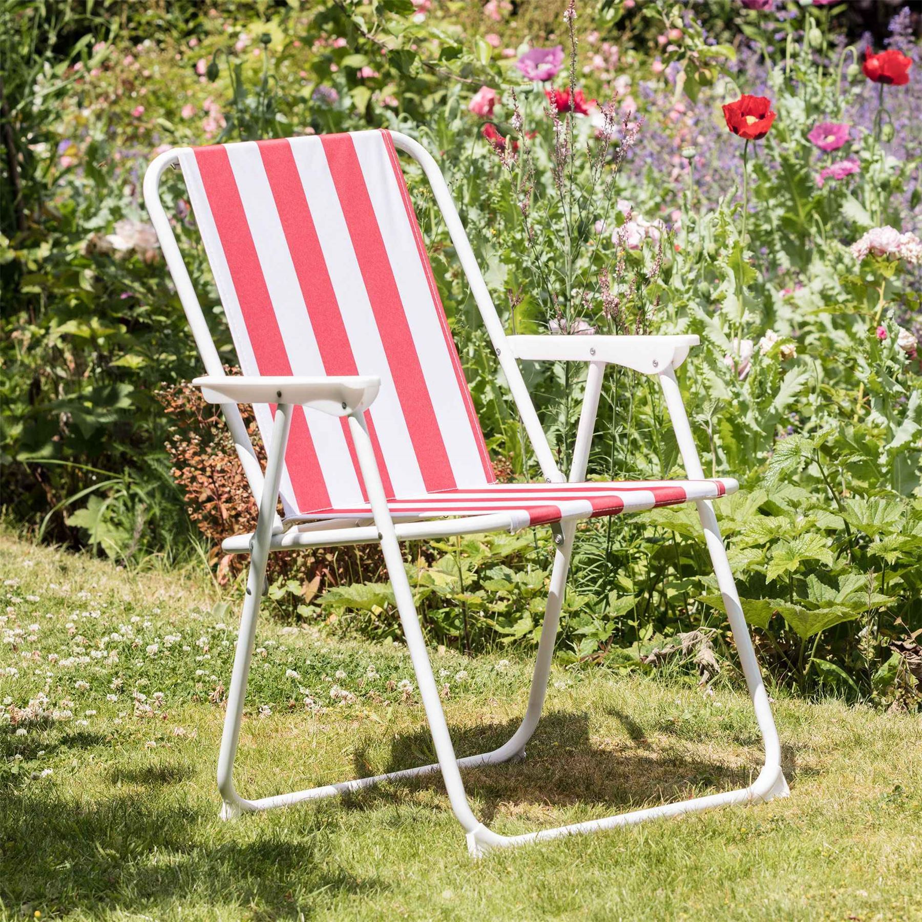 Red &amp; White Folding Metal Beach Chair