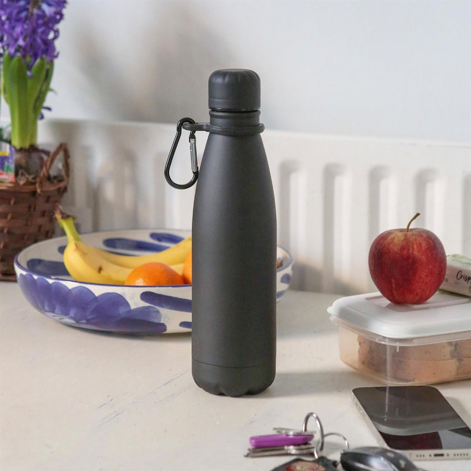 500ml Black Stainless Steel Water Bottle with Carabiner Clip