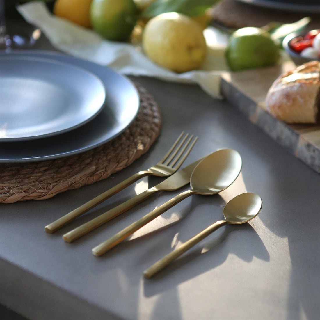 Gold 16-Piece Stainless Steel Cutlery Set