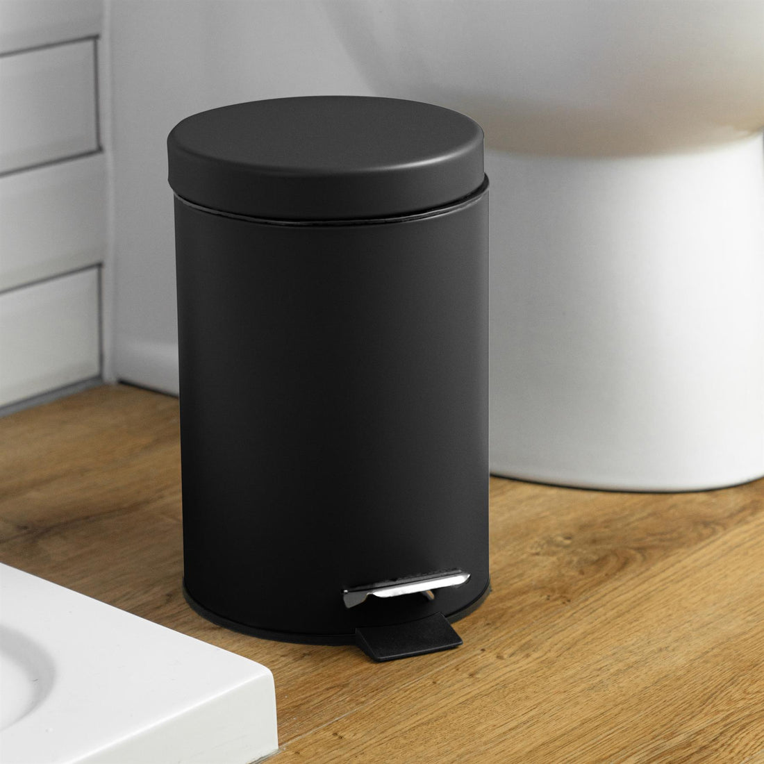 3L Matt Black Round Stainless Steel Bathroom Pedal Bin