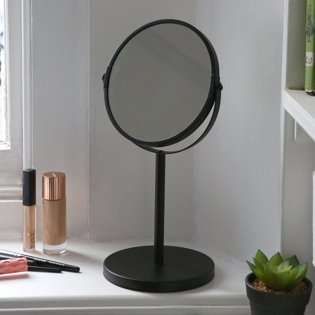 18.5cm x 34.5cm Black Pedestal Mirror