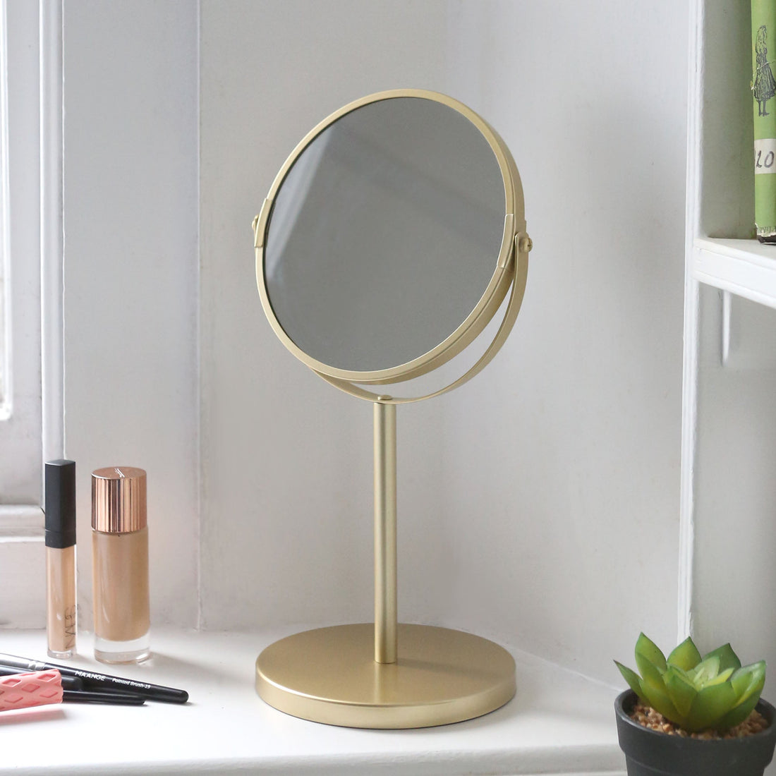 18.5cm x 34.5cm Gold Pedestal Mirror