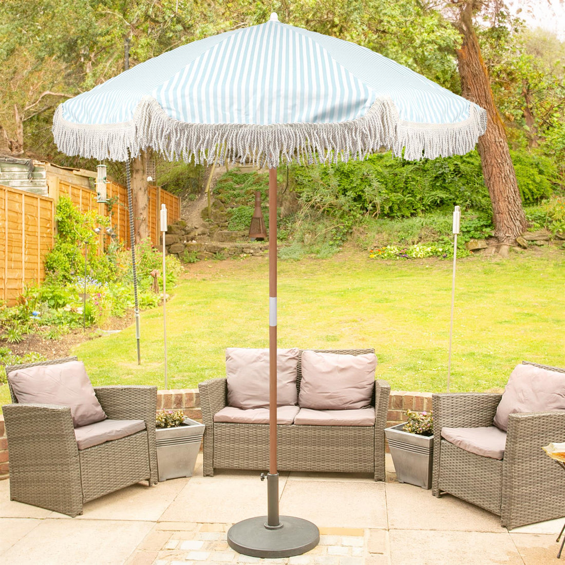 Pastel Blue Striped 1.4m Wooden Garden Parasol with Tassel Fringe &amp; Base