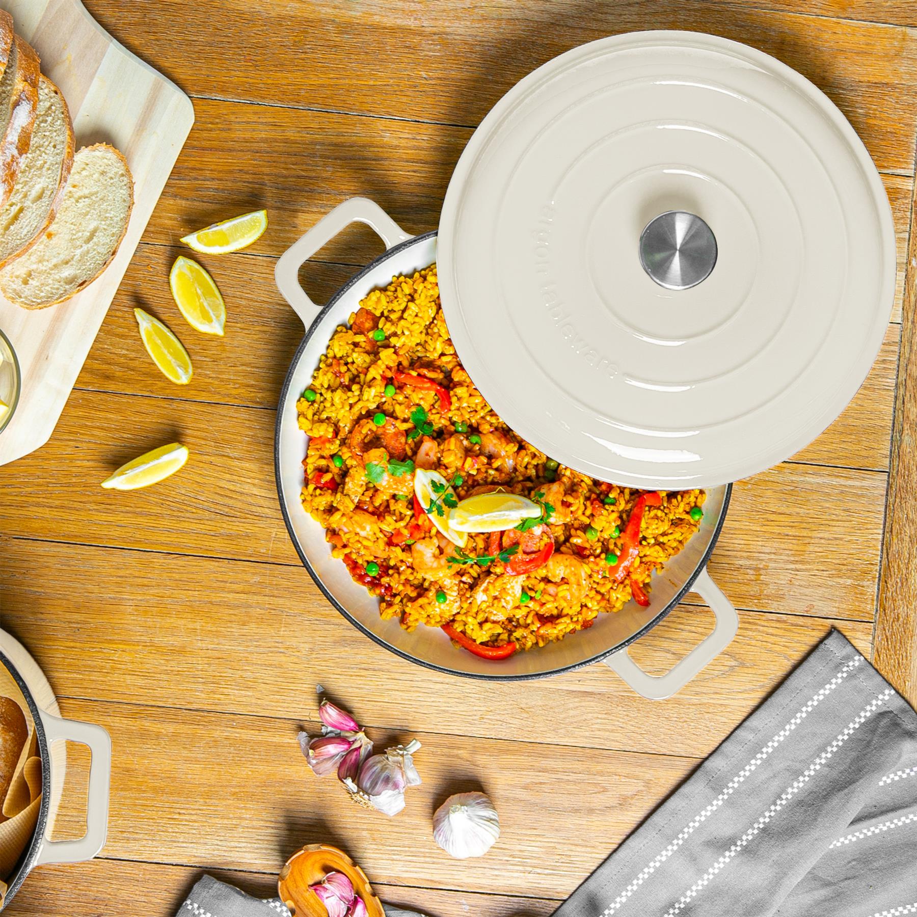 2.3L Pebble Gloss Cast Iron Shallow Casserole Dish