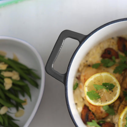 2.8L Dark Grey Round Cast Iron Casserole Dish