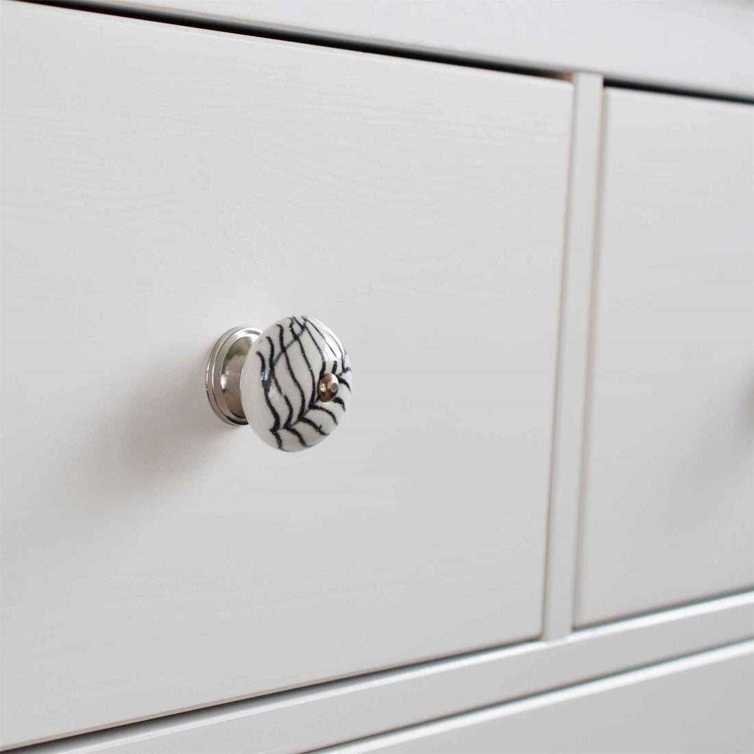 Black Fern 45mm Round Geometric Ceramic Cabinet Knob