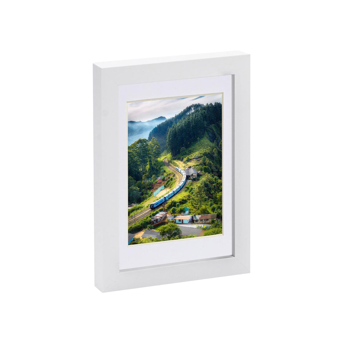 White 5" x 7" Photo Frame with White 4" x 6" Mount