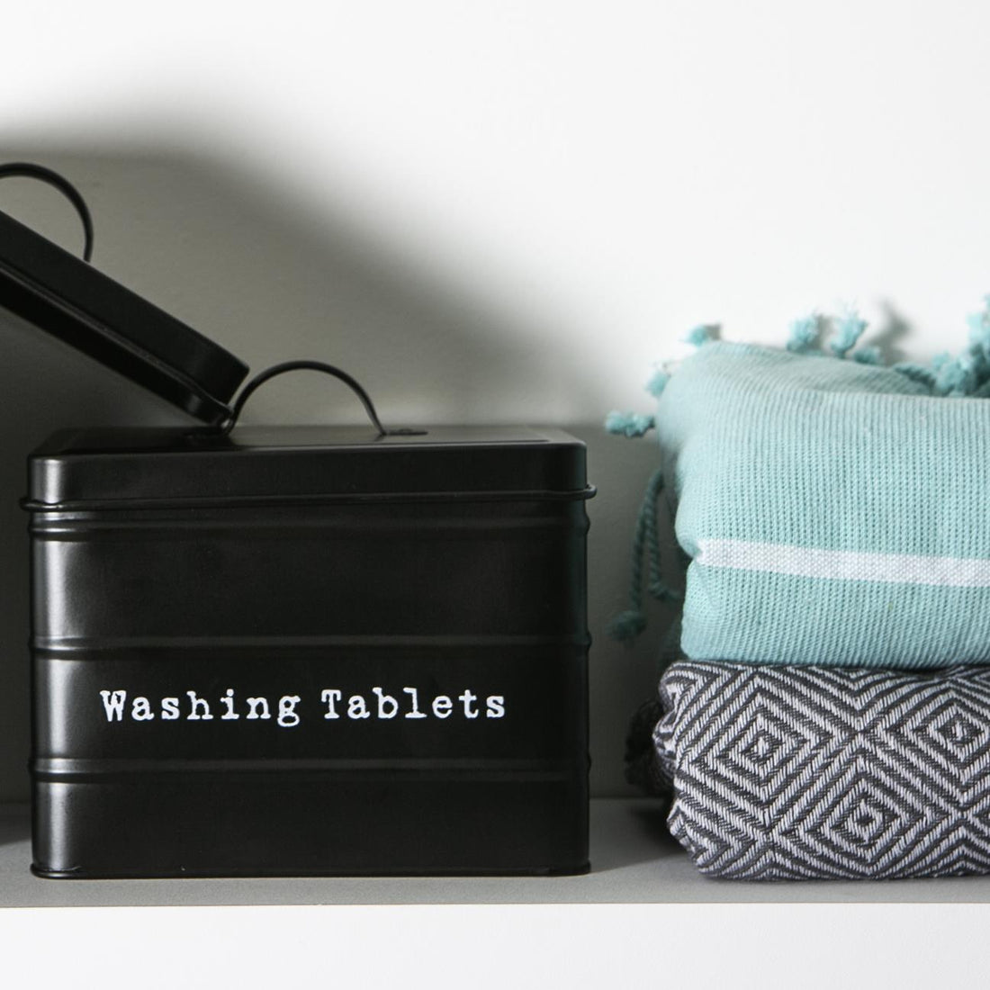 Black Vintage Metal Washing Tablet Tin