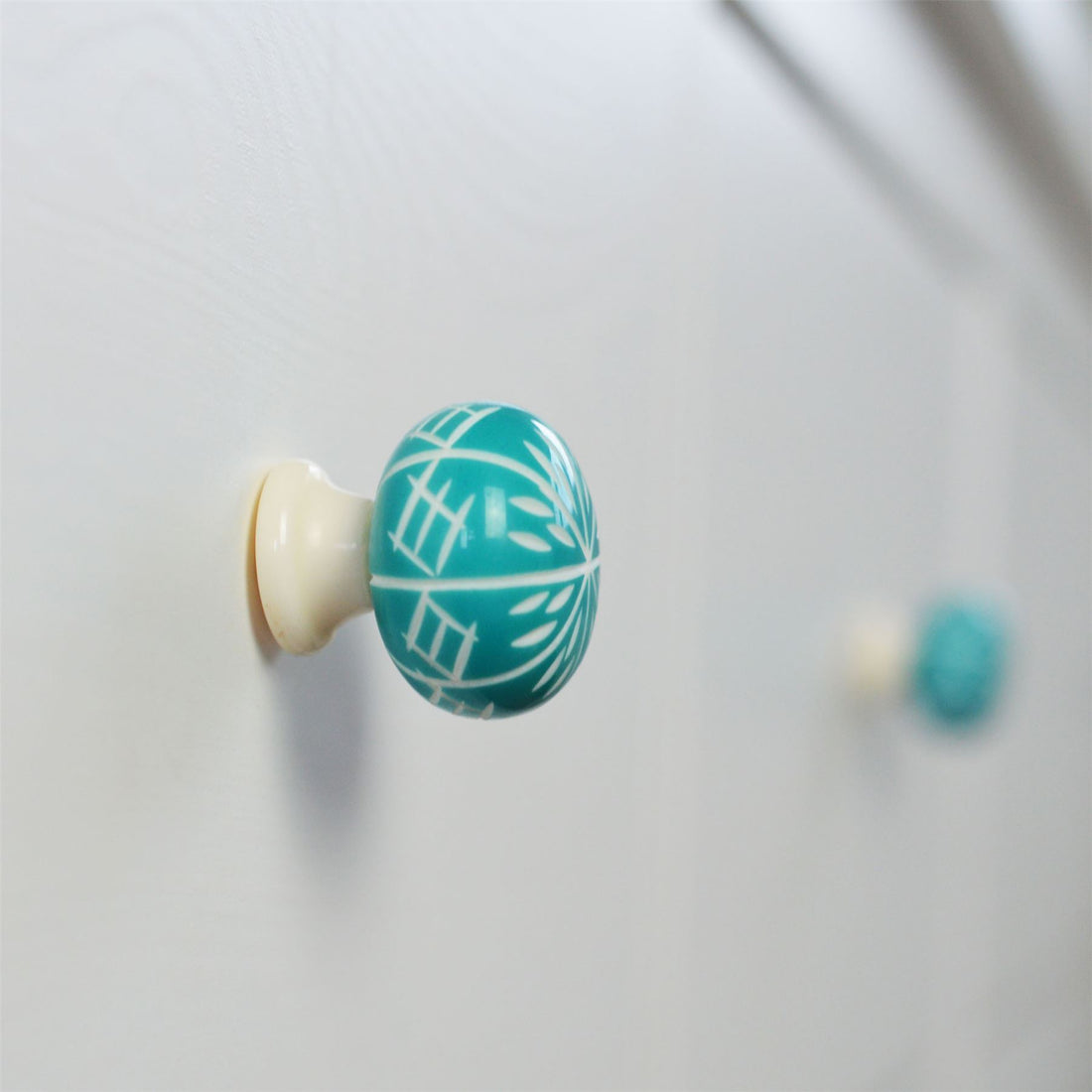 Turquoise 35mm Round Resin Cabinet Knob