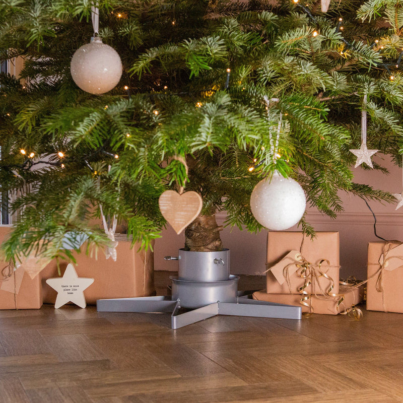 Metal Star Christmas Tree Stand - By Harbour Housewares