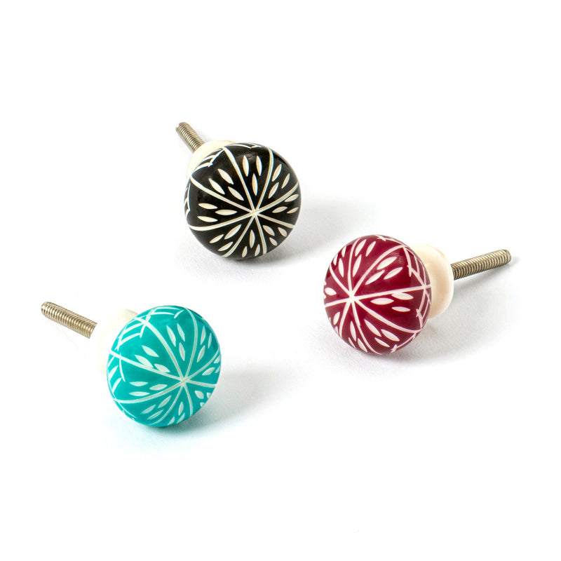 Nicola Spring Resin Cabinet Knobs - 3 Colours