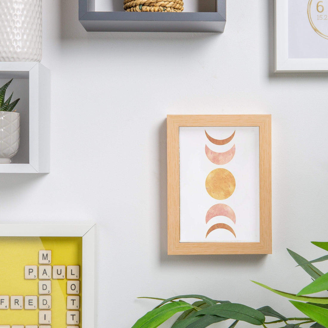 Light Wood 5" x 7" Shadow Box Photo Frame