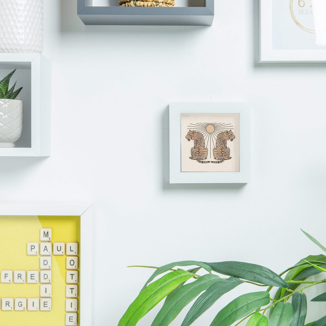 White 4" x 4" Shadow Box Photo Frame