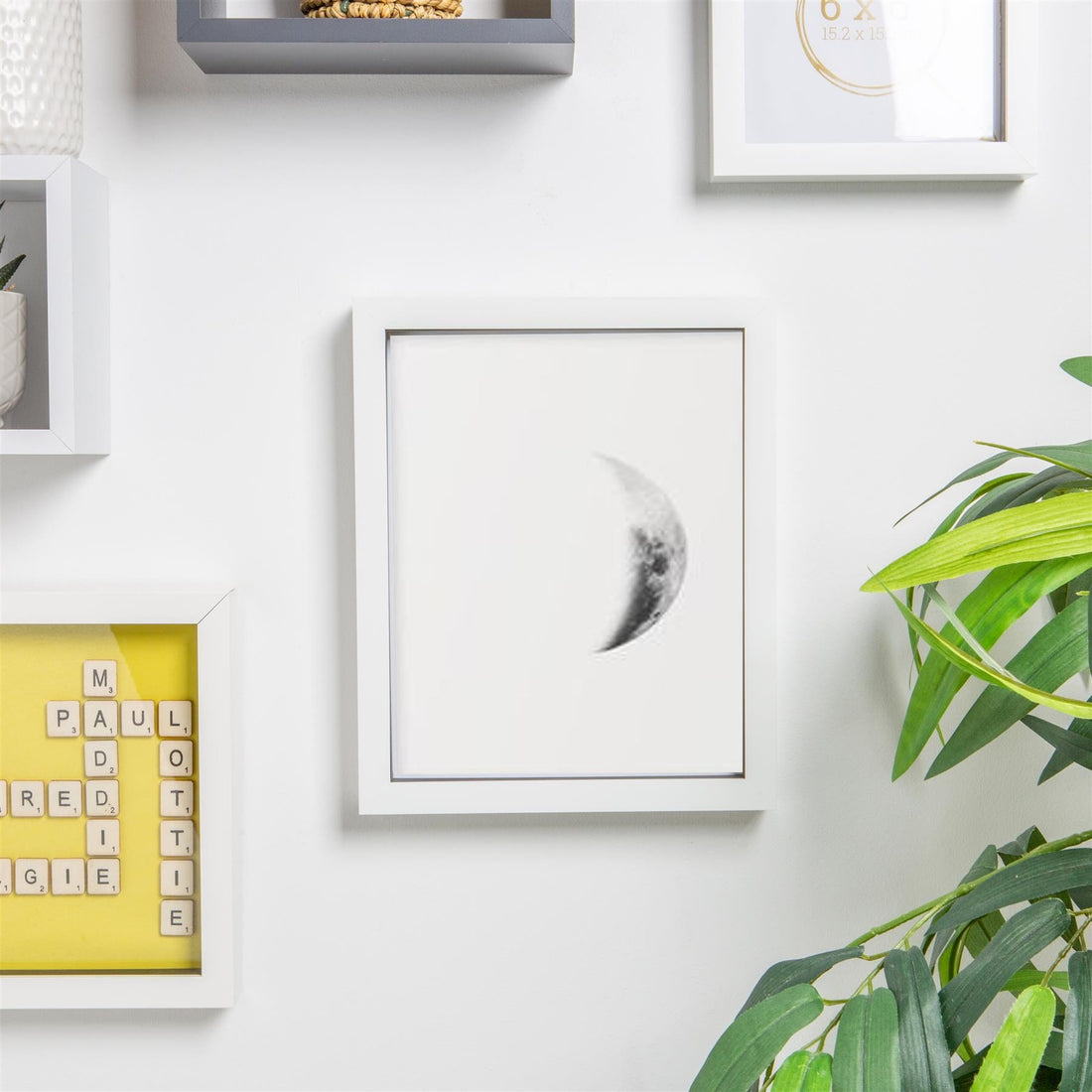 White 8" x 10" Photo Frame with White 5" x 7" Mount