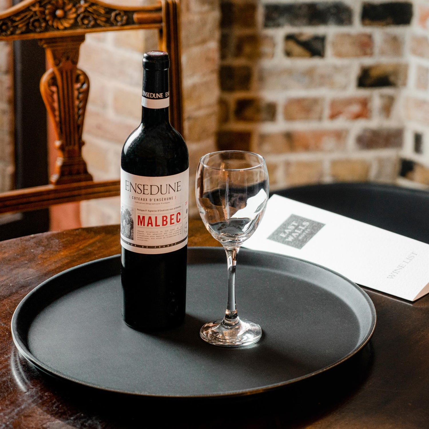 Black 73.5cm x 60cm Oval Non-Slip Serving Tray